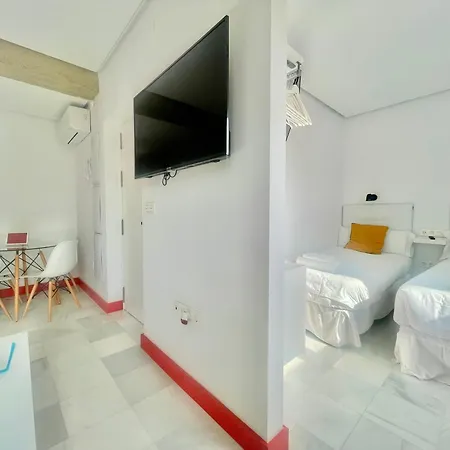 Philippe's Triana Con Terraza Apartment Seville